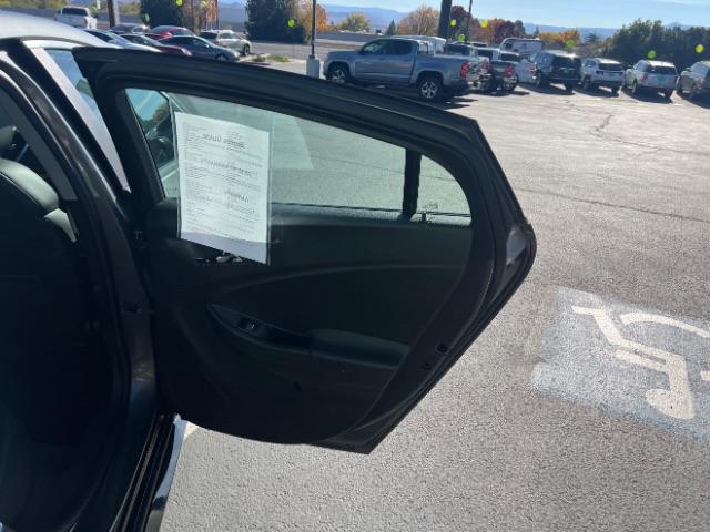 2017 Heather Gray Metallic /Jet Black/Jet Black Accents Chevrolet Volt Premier (1G1RD6S51HU) with an Voltec 1.5L I-4 gasoline direct injection engine, Continuously Variable Transmission transmission, located at 1865 East Red Hills Pkwy, St. George, 84770, (435) 628-0023, 37.120850, -113.543640 - We specialize in helping ALL people get the best financing available. No matter your credit score, good, bad or none we can get you an amazing rate. Had a bankruptcy, divorce, or repossessions? We give you the green light to get your credit back on the road. Low down and affordable payments that fit - Photo#25