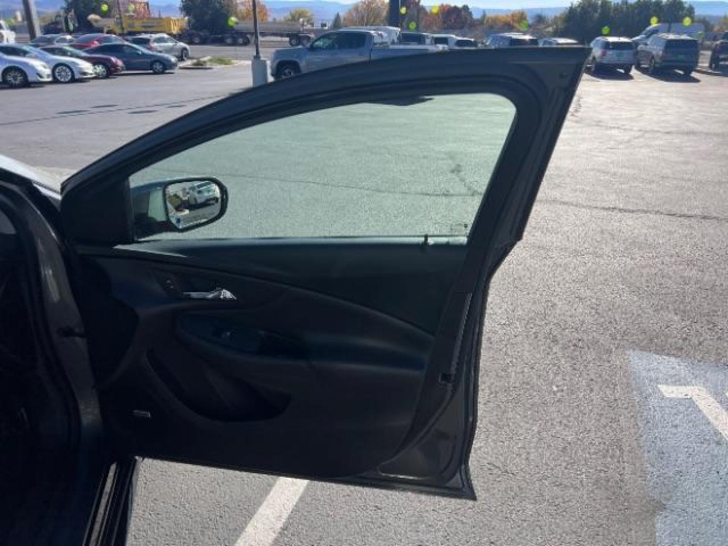 2017 Heather Gray Metallic /Jet Black/Jet Black Accents Chevrolet Volt Premier (1G1RD6S51HU) with an Voltec 1.5L I-4 gasoline direct injection engine, Continuously Variable Transmission transmission, located at 940 North Main Street, Cedar City, UT, 84720, (435) 628-0023, 37.692936, -113.061897 - We specialize in helping ALL people get the best financing available. No matter your credit score, good, bad or none we can get you an amazing rate. Had a bankruptcy, divorce, or repossessions? We give you the green light to get your credit back on the road. Low down and affordable payments that fit - Photo#27