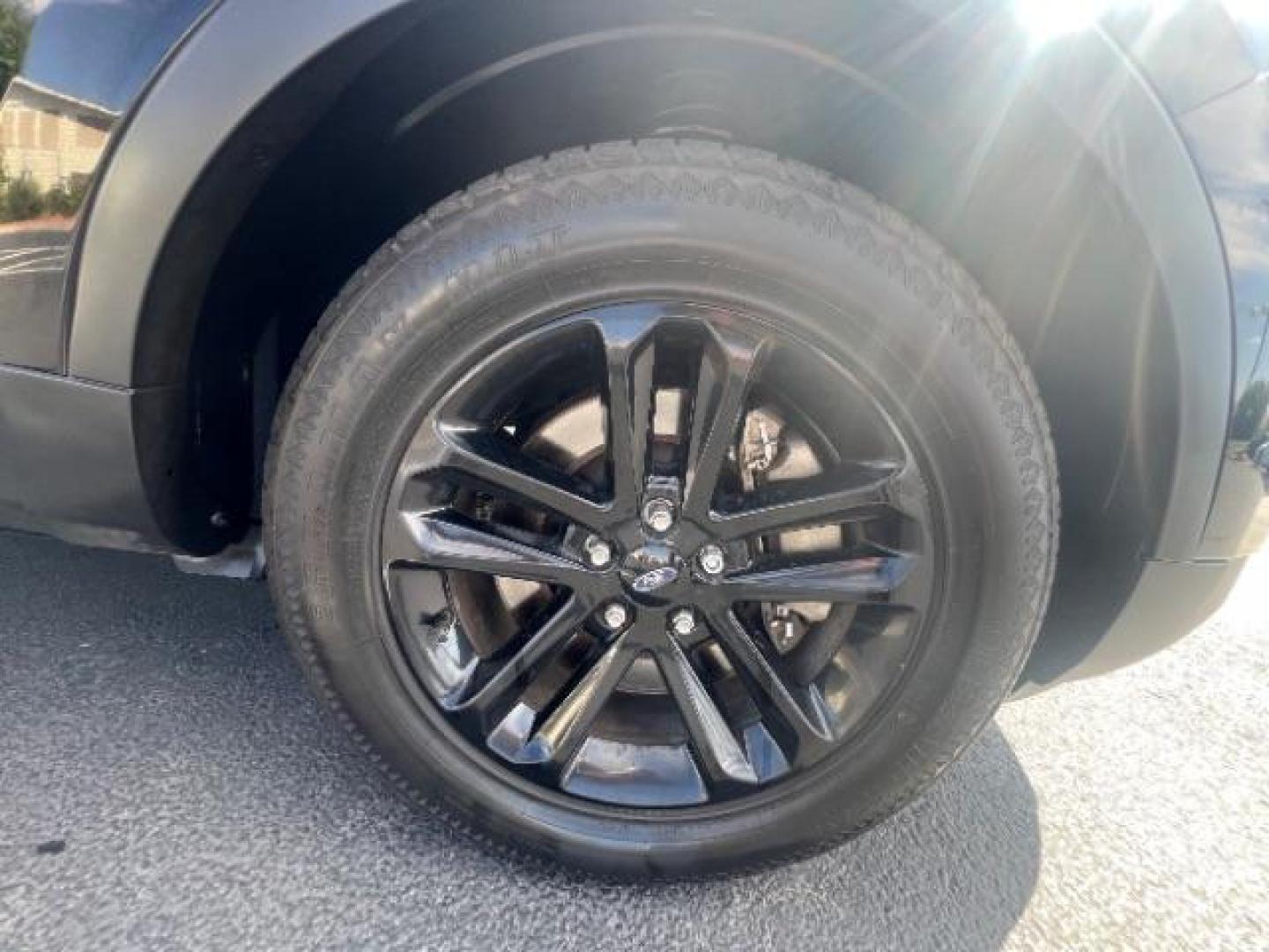 2017 Shadow Black /Dark Earth Gray Ford Explorer XLT (1FM5K7D87HG) with an EcoBoost 2.3L I-4 gasoline direct injection engine, Automatic transmission, located at 1865 East Red Hills Pkwy, St. George, 84770, (435) 628-0023, 37.120850, -113.543640 - Photo#9