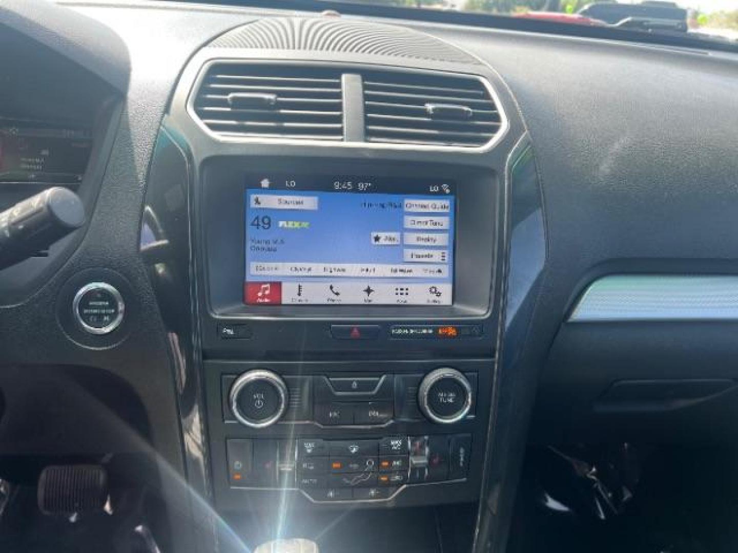 2017 Shadow Black /Dark Earth Gray Ford Explorer XLT (1FM5K7D87HG) with an EcoBoost 2.3L I-4 gasoline direct injection engine, Automatic transmission, located at 1865 East Red Hills Pkwy, St. George, 84770, (435) 628-0023, 37.120850, -113.543640 - Photo#18