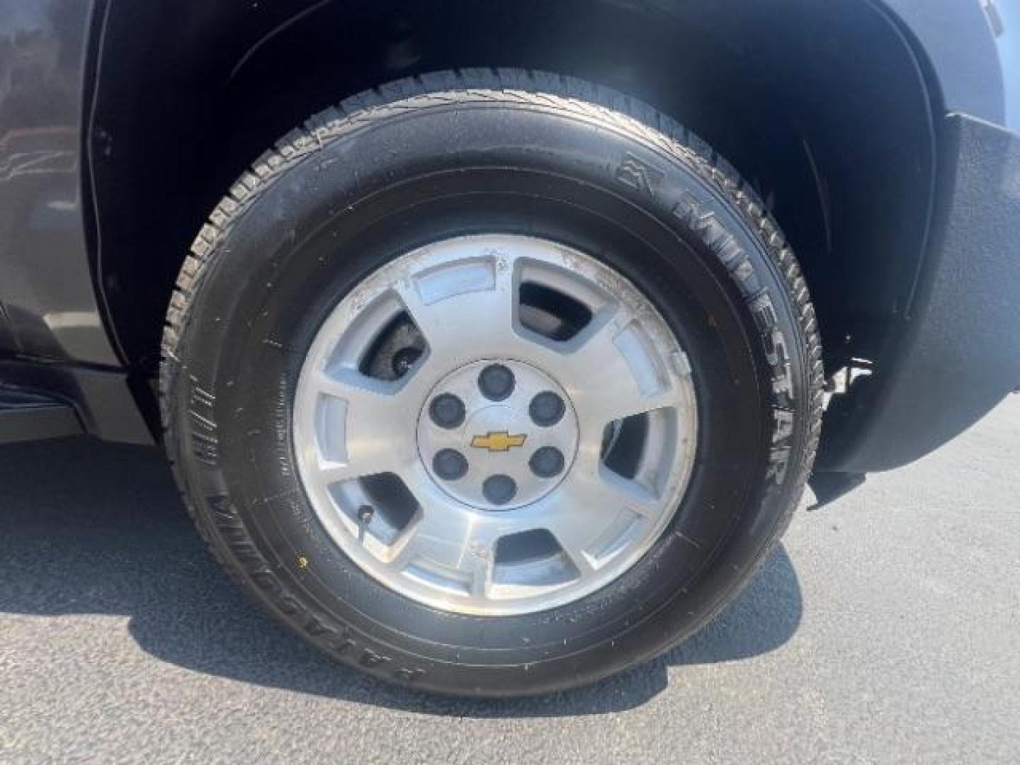 2010 Black Granite Metallic /Ebony Chevrolet Avalanche 1500 LT1 (3GNVKFE07AG) with an Vortec 5.3L V-8 variable valve control engine, Automatic transmission, located at 1865 East Red Hills Pkwy, St. George, 84770, (435) 628-0023, 37.120850, -113.543640 - Photo#10