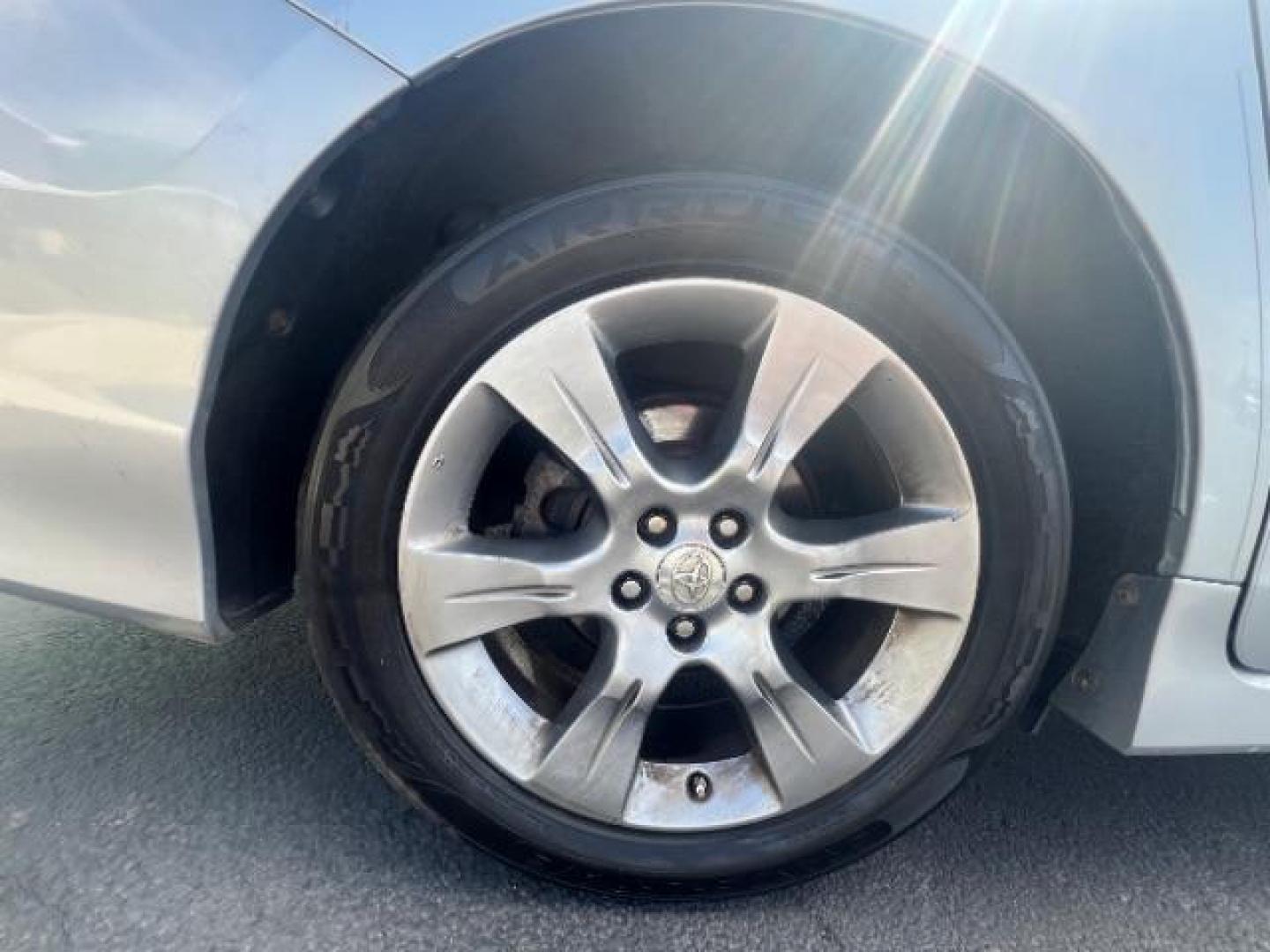 2014 Predawn Gray Mica /Dark Charcoal Toyota Sienna SE 8 Passenger (5TDXK3DCXES) with an 3.5L V-6 DOHC engine, Automatic transmission, located at 1865 East Red Hills Pkwy, St. George, 84770, (435) 628-0023, 37.120850, -113.543640 - Photo#9