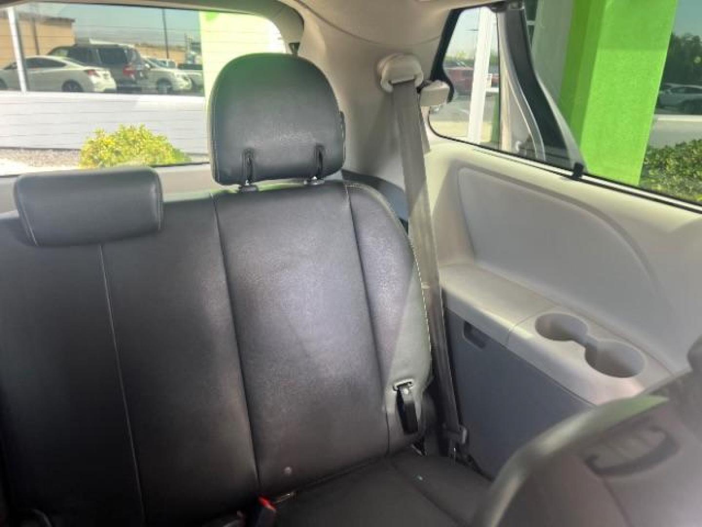 2014 Predawn Gray Mica /Dark Charcoal Toyota Sienna SE 8 Passenger (5TDXK3DCXES) with an 3.5L V-6 DOHC engine, Automatic transmission, located at 1865 East Red Hills Pkwy, St. George, 84770, (435) 628-0023, 37.120850, -113.543640 - Photo#23