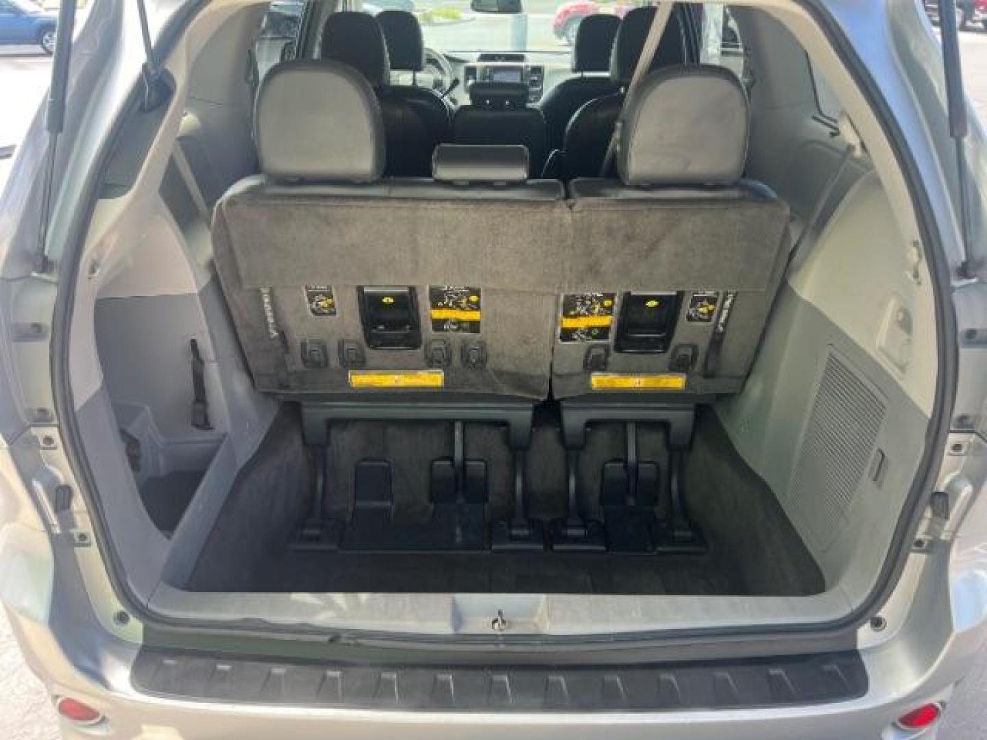 2014 Predawn Gray Mica /Dark Charcoal Toyota Sienna SE 8 Passenger (5TDXK3DCXES) with an 3.5L V-6 DOHC engine, Automatic transmission, located at 1865 East Red Hills Pkwy, St. George, 84770, (435) 628-0023, 37.120850, -113.543640 - Photo#26