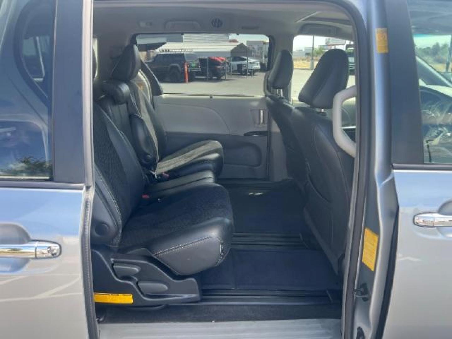 2014 Predawn Gray Mica /Dark Charcoal Toyota Sienna SE 8 Passenger (5TDXK3DCXES) with an 3.5L V-6 DOHC engine, Automatic transmission, located at 1865 East Red Hills Pkwy, St. George, 84770, (435) 628-0023, 37.120850, -113.543640 - Photo#27