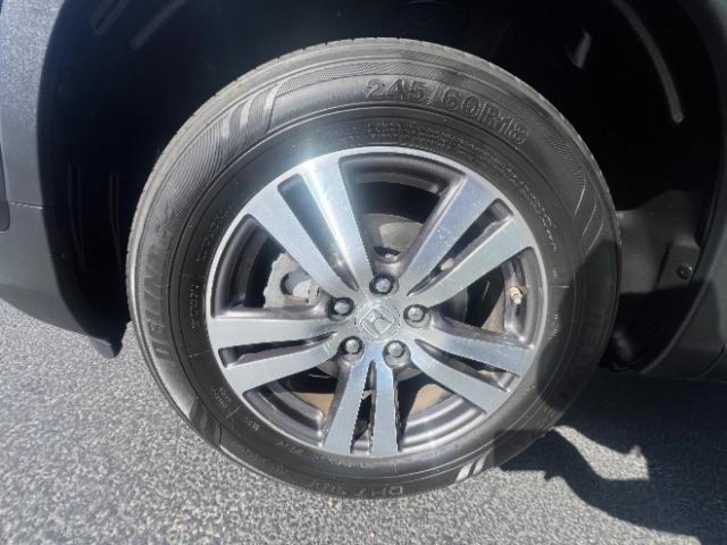 2016 Crystal Black Pearl /Gray Honda Pilot EX-L (5FNYF5H59GB) with an 3.5L V-6 gasoline direct injection engine, Automatic transmission, located at 1865 East Red Hills Pkwy, St. George, 84770, (435) 628-0023, 37.120850, -113.543640 - Photo#9