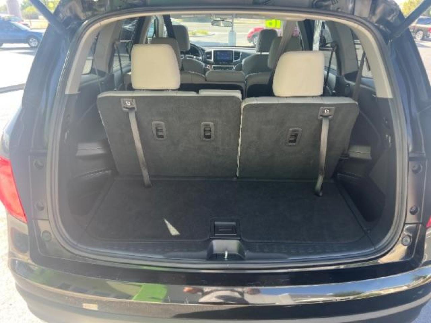 2016 Crystal Black Pearl /Gray Honda Pilot EX-L (5FNYF5H59GB) with an 3.5L V-6 gasoline direct injection engine, Automatic transmission, located at 1865 East Red Hills Pkwy, St. George, 84770, (435) 628-0023, 37.120850, -113.543640 - Photo#28