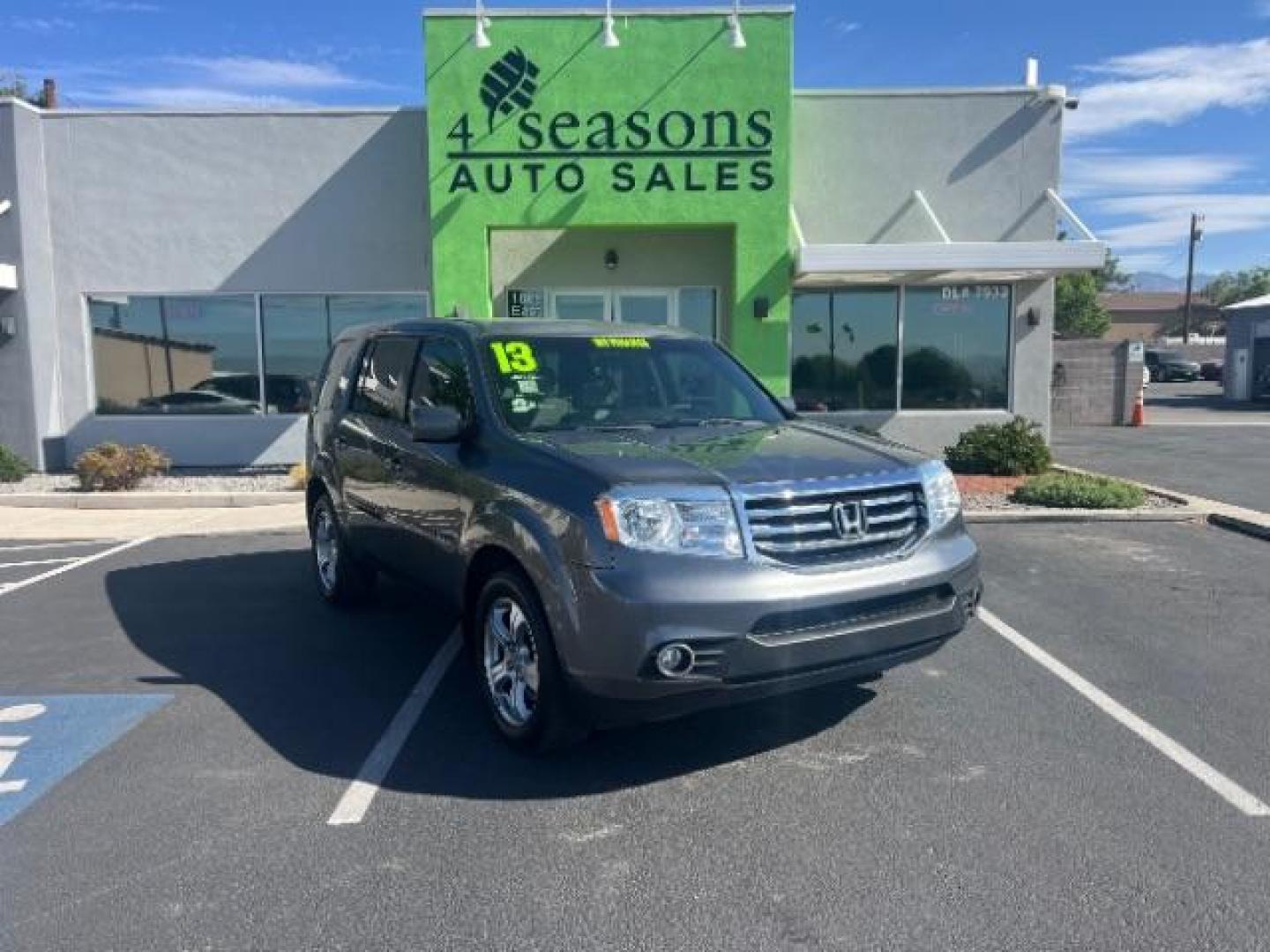 2013 Polished Metal Metallic /Gray Honda Pilot EX (5FNYF3H47DB) with an 3.5L V-6 i-VTEC VCM variable valve control engine, Automatic transmission, located at 1865 East Red Hills Pkwy, St. George, 84770, (435) 628-0023, 37.120850, -113.543640 - Photo#0