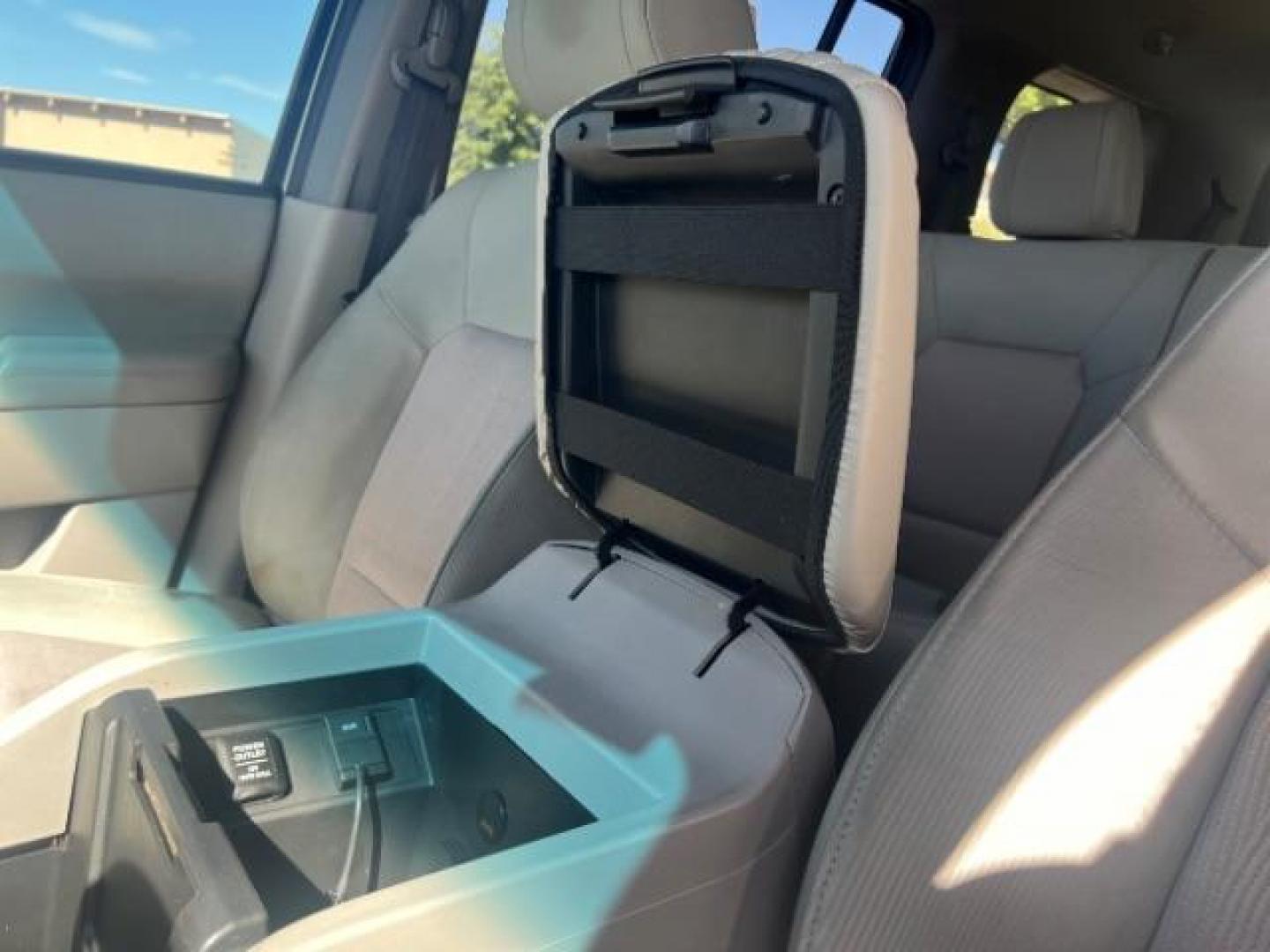 2013 Polished Metal Metallic /Gray Honda Pilot EX (5FNYF3H47DB) with an 3.5L V-6 i-VTEC VCM variable valve control engine, Automatic transmission, located at 1865 East Red Hills Pkwy, St. George, 84770, (435) 628-0023, 37.120850, -113.543640 - Photo#19