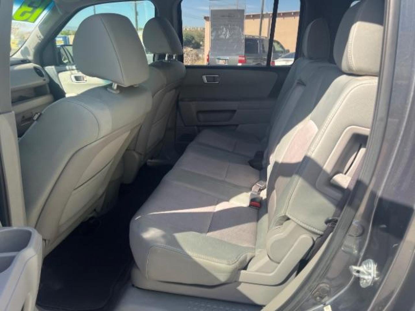 2013 Polished Metal Metallic /Gray Honda Pilot EX (5FNYF3H47DB) with an 3.5L V-6 i-VTEC VCM variable valve control engine, Automatic transmission, located at 1865 East Red Hills Pkwy, St. George, 84770, (435) 628-0023, 37.120850, -113.543640 - Photo#21