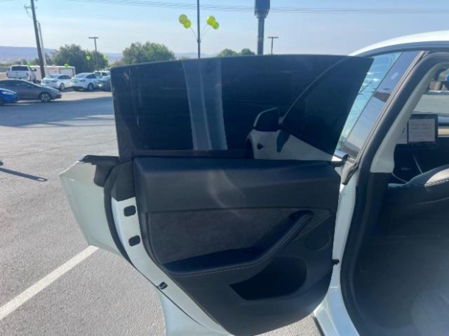 2020 Pearl White Multi-Coat /Black Tesla Model Y Long Range Dual Motor All-Wheel Drive (5YJYGDEE6LF) with an ELECTRIC engine, Continuously Variable Transmission transmission, located at 1865 East Red Hills Pkwy, St. George, 84770, (435) 628-0023, 37.120850, -113.543640 - This Tesla is an AWD Long range. Battery is 90% healthy, 289 on full charge. Near new condition! Full Tesla factory warranty up to 120k miles. Extended EV battery warranty available. Financing for ALL credit types. 4 Seasons Auto THE southern Utah Tesla Experts. Call or text for more info DL# 7 - Photo#20