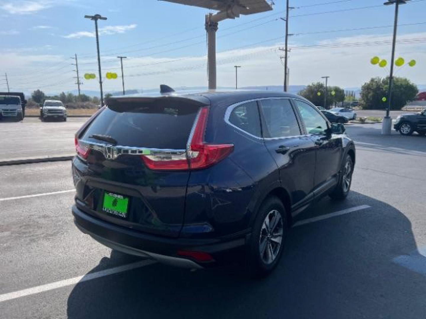 2018 Obsidian Blue Pearl /Gray Honda CR-V LX (2HKRW5H34JH) with an 2.4L I-4 gasoline direct injection engine, AUTOMATIC transmission, located at 1865 East Red Hills Pkwy, St. George, 84770, (435) 628-0023, 37.120850, -113.543640 - We specialize in helping ALL people get the best financing available. No matter your credit score, good, bad or none we can get you an amazing rate. Had a bankruptcy, divorce, or repossessions? We give you the green light to get your credit back on the road. Low down and affordable payments that fit - Photo#6