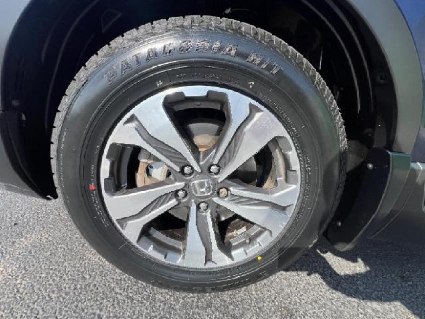 2018 Obsidian Blue Pearl /Gray Honda CR-V LX (2HKRW5H34JH) with an 2.4L I-4 gasoline direct injection engine, AUTOMATIC transmission, located at 1865 East Red Hills Pkwy, St. George, 84770, (435) 628-0023, 37.120850, -113.543640 - We specialize in helping ALL people get the best financing available. No matter your credit score, good, bad or none we can get you an amazing rate. Had a bankruptcy, divorce, or repossessions? We give you the green light to get your credit back on the road. Low down and affordable payments that fit - Photo#11
