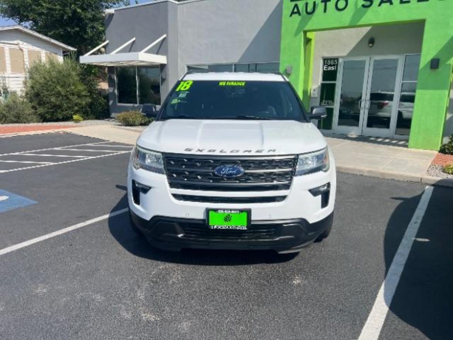 2018 Oxford White /Ebony Black Ford Explorer XLT (1FM5K7D82JG) with an EcoBoost 2.3L I-4 gasoline direct injection engine, Automatic transmission, located at 1865 East Red Hills Pkwy, St. George, 84770, (435) 628-0023, 37.120850, -113.543640 - We specialize in helping ALL people get the best financing available. No matter your credit score, good, bad or none we can get you an amazing rate. Had a bankruptcy, divorce, or repossessions? We give you the green light to get your credit back on the road. Low down and affordable payments that fit - Photo#1