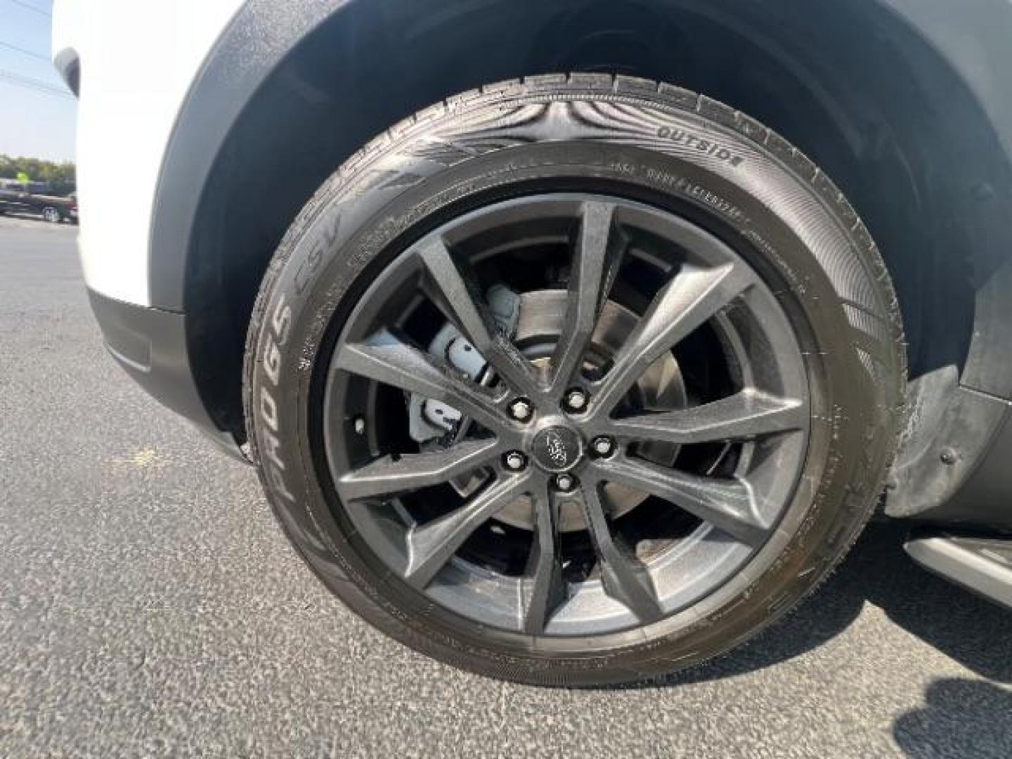 2018 Oxford White /Ebony Black Ford Explorer XLT (1FM5K7D82JG) with an EcoBoost 2.3L I-4 gasoline direct injection engine, Automatic transmission, located at 1865 East Red Hills Pkwy, St. George, 84770, (435) 628-0023, 37.120850, -113.543640 - We specialize in helping ALL people get the best financing available. No matter your credit score, good, bad or none we can get you an amazing rate. Had a bankruptcy, divorce, or repossessions? We give you the green light to get your credit back on the road. Low down and affordable payments that fit - Photo#9