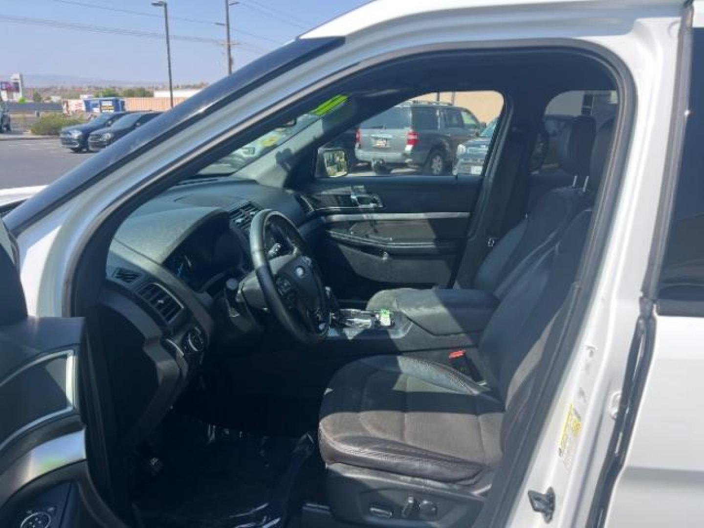 2018 Oxford White /Ebony Black Ford Explorer XLT (1FM5K7D82JG) with an EcoBoost 2.3L I-4 gasoline direct injection engine, Automatic transmission, located at 1865 East Red Hills Pkwy, St. George, 84770, (435) 628-0023, 37.120850, -113.543640 - We specialize in helping ALL people get the best financing available. No matter your credit score, good, bad or none we can get you an amazing rate. Had a bankruptcy, divorce, or repossessions? We give you the green light to get your credit back on the road. Low down and affordable payments that fit - Photo#14