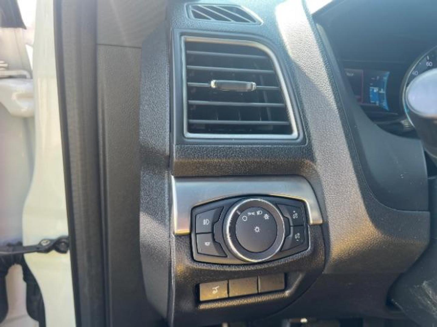 2018 Oxford White /Ebony Black Ford Explorer XLT (1FM5K7D82JG) with an EcoBoost 2.3L I-4 gasoline direct injection engine, Automatic transmission, located at 1865 East Red Hills Pkwy, St. George, 84770, (435) 628-0023, 37.120850, -113.543640 - We specialize in helping ALL people get the best financing available. No matter your credit score, good, bad or none we can get you an amazing rate. Had a bankruptcy, divorce, or repossessions? We give you the green light to get your credit back on the road. Low down and affordable payments that fit - Photo#15