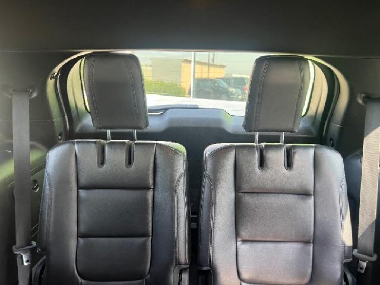 2018 Oxford White /Ebony Black Ford Explorer XLT (1FM5K7D82JG) with an EcoBoost 2.3L I-4 gasoline direct injection engine, Automatic transmission, located at 1865 East Red Hills Pkwy, St. George, 84770, (435) 628-0023, 37.120850, -113.543640 - We specialize in helping ALL people get the best financing available. No matter your credit score, good, bad or none we can get you an amazing rate. Had a bankruptcy, divorce, or repossessions? We give you the green light to get your credit back on the road. Low down and affordable payments that fit - Photo#25