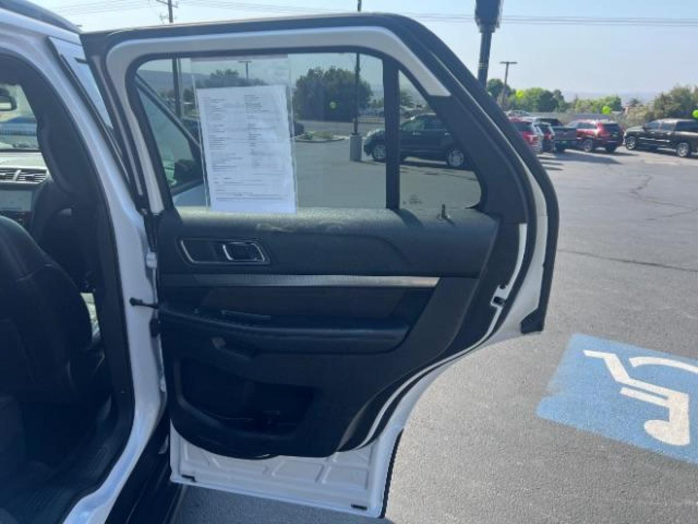 2018 Oxford White /Ebony Black Ford Explorer XLT (1FM5K7D82JG) with an EcoBoost 2.3L I-4 gasoline direct injection engine, Automatic transmission, located at 1865 East Red Hills Pkwy, St. George, 84770, (435) 628-0023, 37.120850, -113.543640 - We specialize in helping ALL people get the best financing available. No matter your credit score, good, bad or none we can get you an amazing rate. Had a bankruptcy, divorce, or repossessions? We give you the green light to get your credit back on the road. Low down and affordable payments that fit - Photo#28