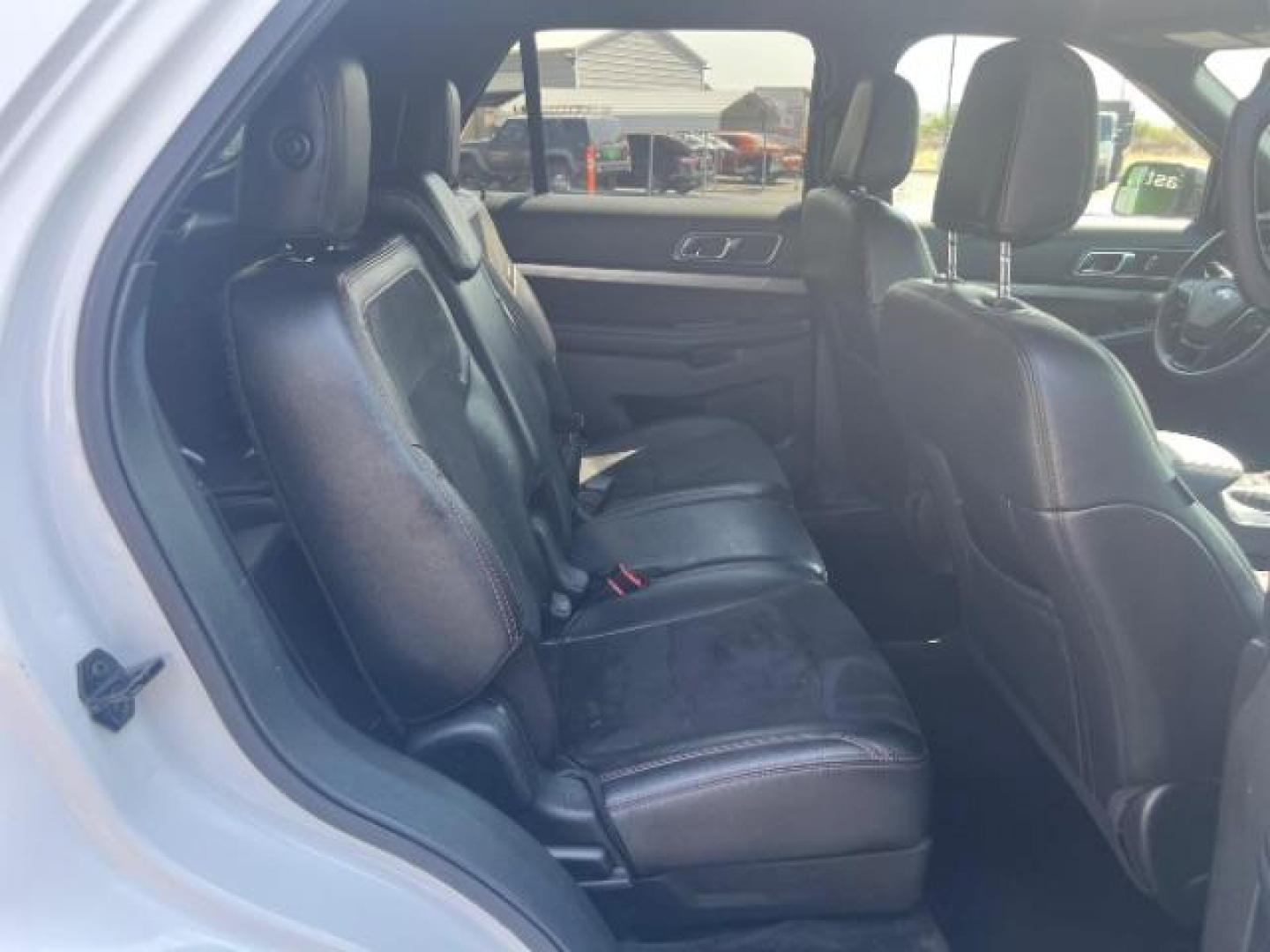 2018 Oxford White /Ebony Black Ford Explorer XLT (1FM5K7D82JG) with an EcoBoost 2.3L I-4 gasoline direct injection engine, Automatic transmission, located at 1865 East Red Hills Pkwy, St. George, 84770, (435) 628-0023, 37.120850, -113.543640 - We specialize in helping ALL people get the best financing available. No matter your credit score, good, bad or none we can get you an amazing rate. Had a bankruptcy, divorce, or repossessions? We give you the green light to get your credit back on the road. Low down and affordable payments that fit - Photo#29