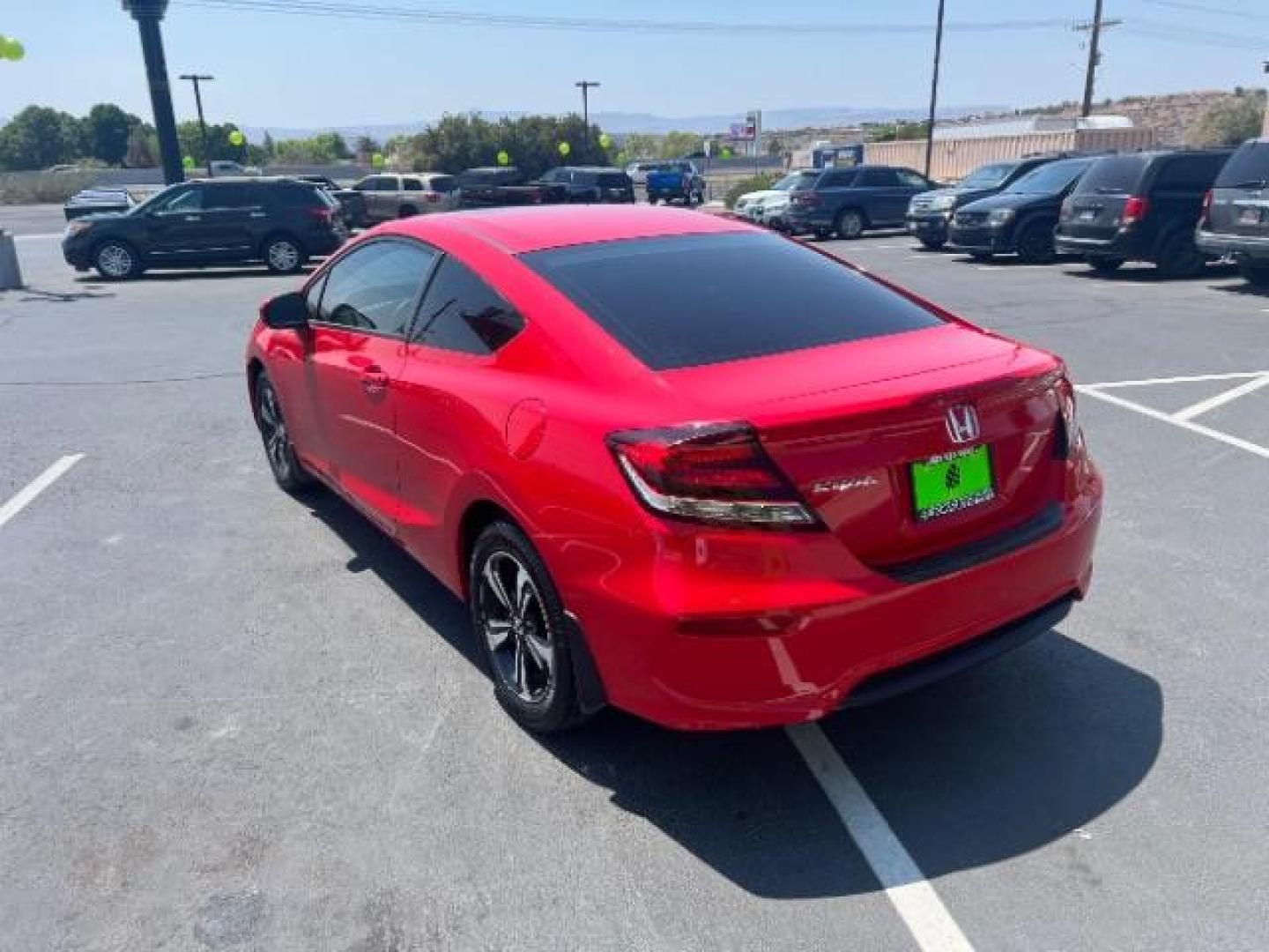 2015 Rallye Red /Gray Honda Civic EX (2HGFG3B82FH) with an 1.8L I-4 i-VTEC variable valve control engine, Automatic transmission, located at 1865 East Red Hills Pkwy, St. George, 84770, (435) 628-0023, 37.120850, -113.543640 - We specialize in helping ALL people get the best financing available. No matter your credit score, good, bad or none we can get you an amazing rate. Had a bankruptcy, divorce, or repossessions? We give you the green light to get your credit back on the road. Low down and affordable payments that fit - Photo#4