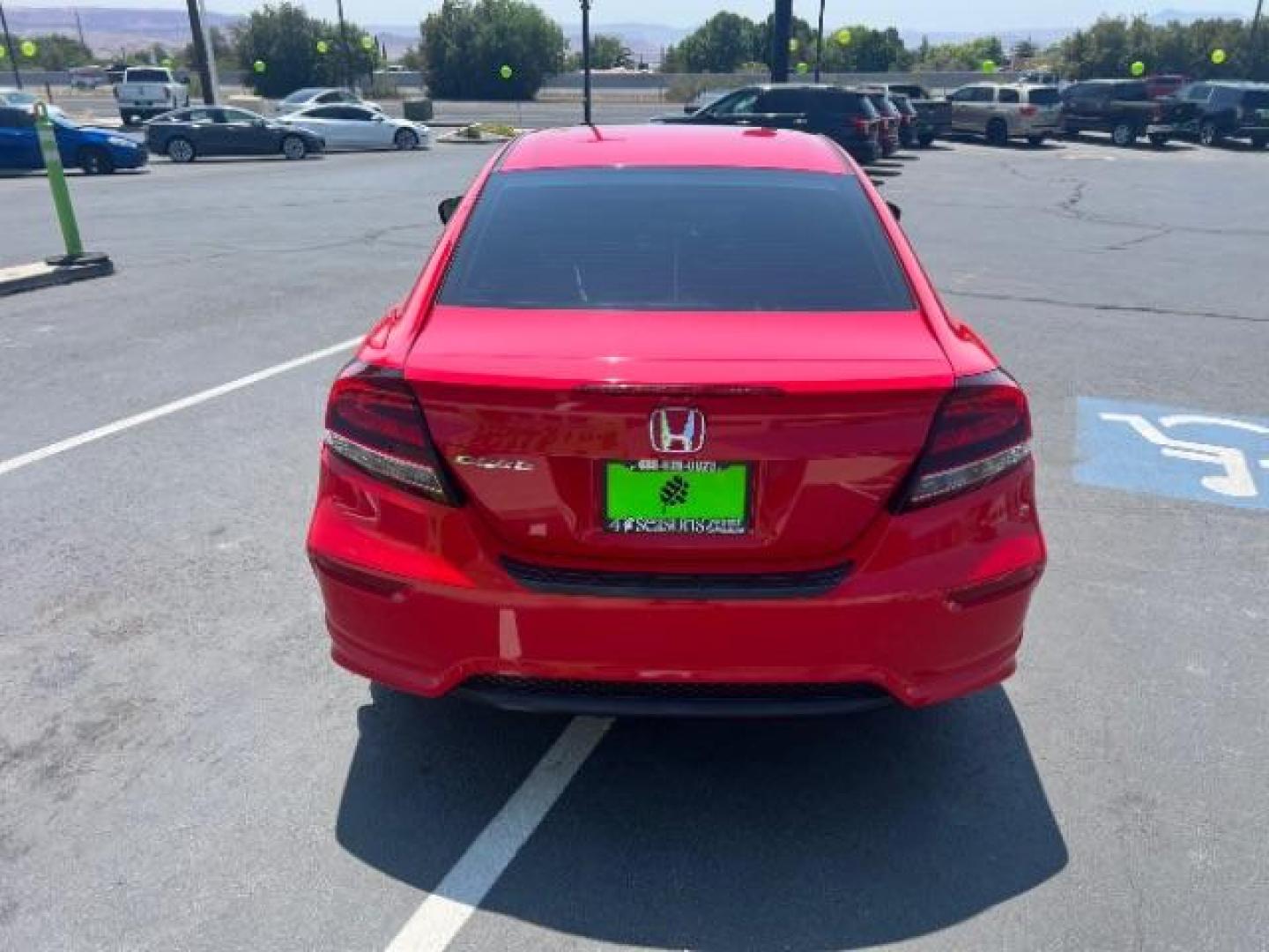 2015 Rallye Red /Gray Honda Civic EX (2HGFG3B82FH) with an 1.8L I-4 i-VTEC variable valve control engine, Automatic transmission, located at 1865 East Red Hills Pkwy, St. George, 84770, (435) 628-0023, 37.120850, -113.543640 - We specialize in helping ALL people get the best financing available. No matter your credit score, good, bad or none we can get you an amazing rate. Had a bankruptcy, divorce, or repossessions? We give you the green light to get your credit back on the road. Low down and affordable payments that fit - Photo#5