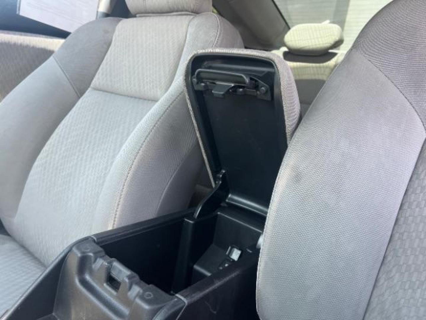 2015 Rallye Red /Gray Honda Civic EX (2HGFG3B82FH) with an 1.8L I-4 i-VTEC variable valve control engine, Automatic transmission, located at 1865 East Red Hills Pkwy, St. George, 84770, (435) 628-0023, 37.120850, -113.543640 - We specialize in helping ALL people get the best financing available. No matter your credit score, good, bad or none we can get you an amazing rate. Had a bankruptcy, divorce, or repossessions? We give you the green light to get your credit back on the road. Low down and affordable payments that fit - Photo#20