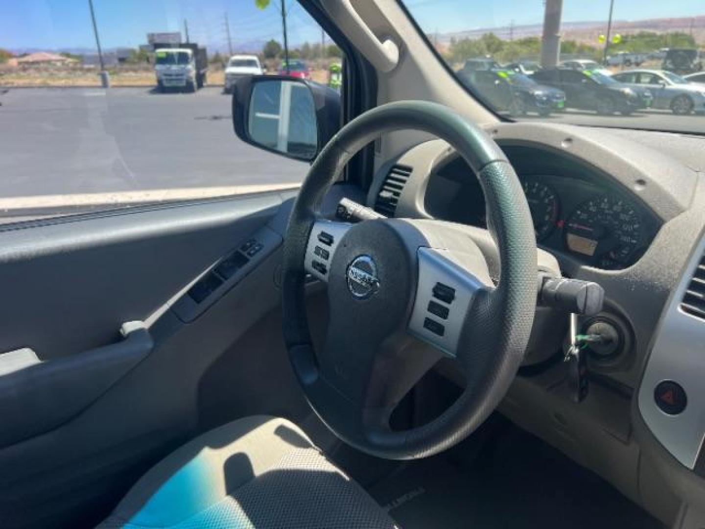 2015 Super Black /Steel Nissan Frontier SV (1N6AD0ER8FN) with an VQ 4L V-6 DOHC engine, Automatic transmission, located at 1865 East Red Hills Pkwy, St. George, 84770, (435) 628-0023, 37.120850, -113.543640 - Photo#30