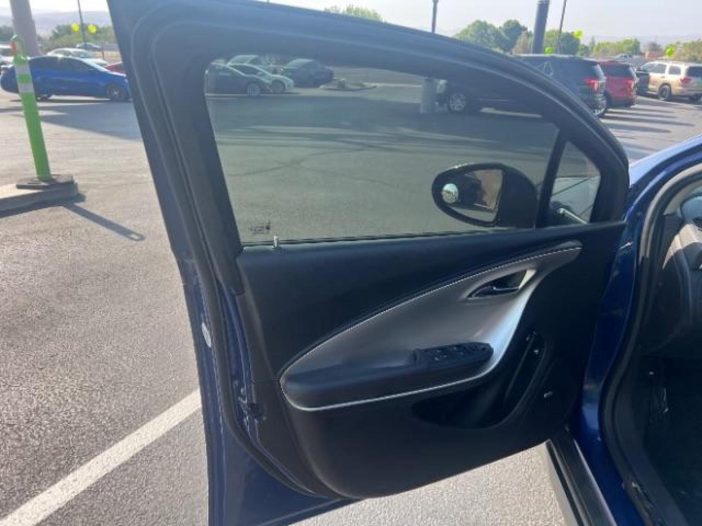 2012 Blue /Black Chevrolet Volt Premium w/ Navigation (1G1RD6E46CU) with an ELECTRIC engine, Automatic transmission, located at 1865 East Red Hills Pkwy, St. George, 84770, (435) 628-0023, 37.120850, -113.543640 - Photo#12