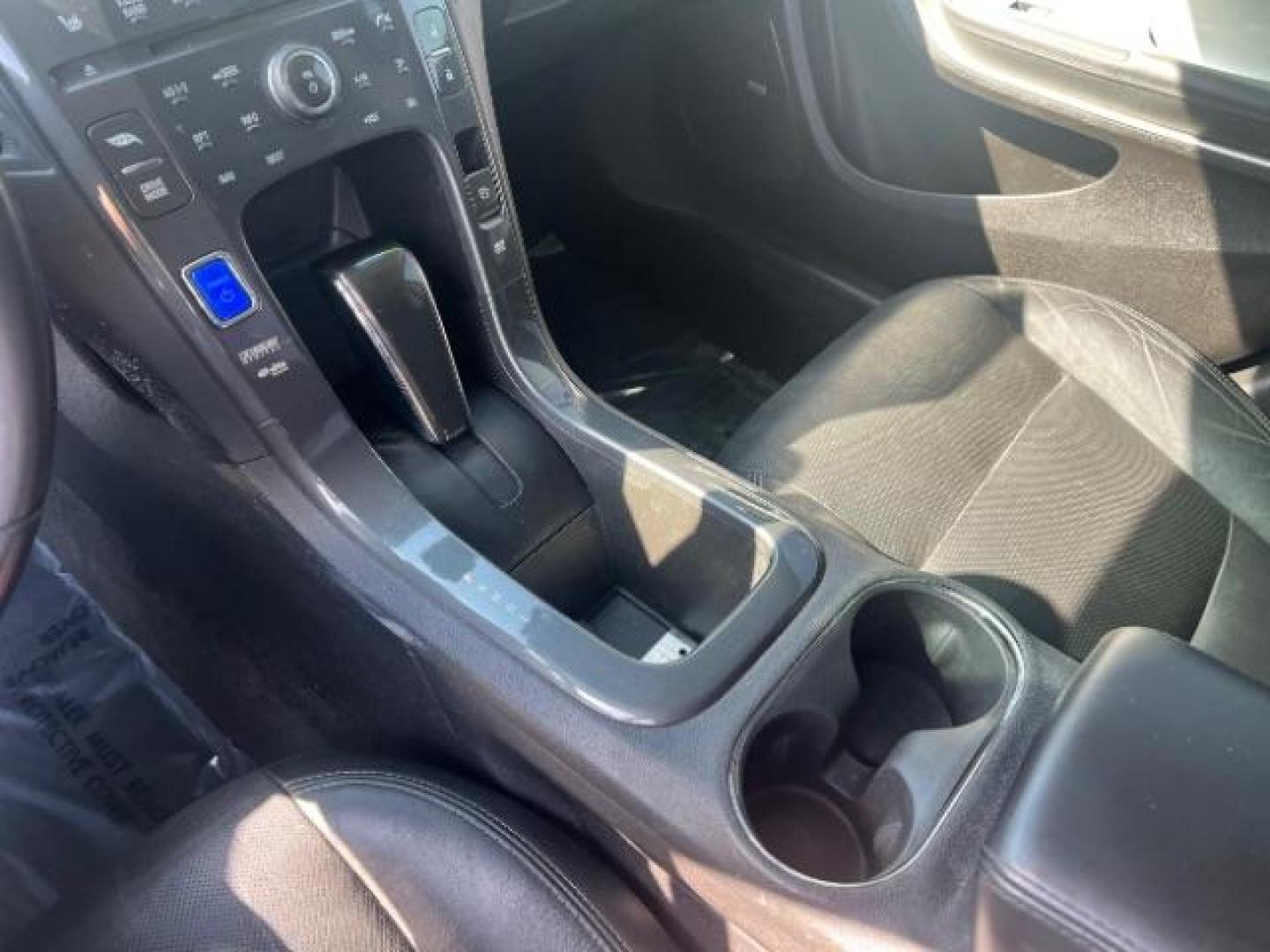 2012 Blue /Black Chevrolet Volt Premium w/ Navigation (1G1RD6E46CU) with an ELECTRIC engine, Automatic transmission, located at 1865 East Red Hills Pkwy, St. George, 84770, (435) 628-0023, 37.120850, -113.543640 - Photo#18