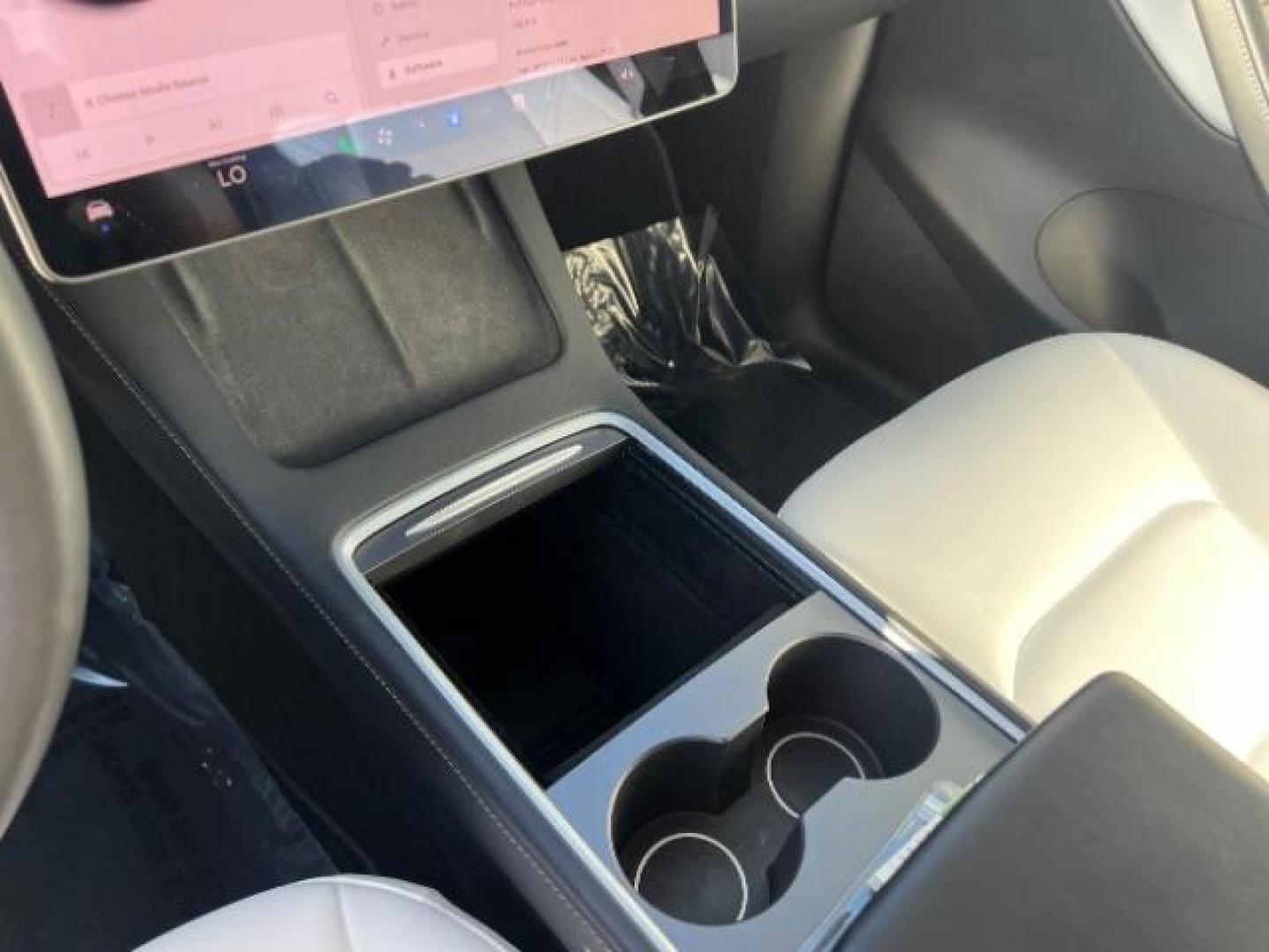 2021 Midnight Silver Metallic /White/Black Tesla Model Y Long Range Dual Motor All-Wheel Drive (5YJYGDEE8MF) with an ELECTRIC engine, Continuously Variable Transmission transmission, located at 1865 East Red Hills Pkwy, St. George, 84770, (435) 628-0023, 37.120850, -113.543640 - ****Price includes $4k IRS EV REBATE**** We are approved to file the EV rebate directly with the IRS. We recived the funds in 7 days and take credit off the price of car. Check with IRS EV website to be sure you qualify. This program ends Sept 30th so ACT FAST! This Tesla is an AWD Long Range. Bat - Photo#18