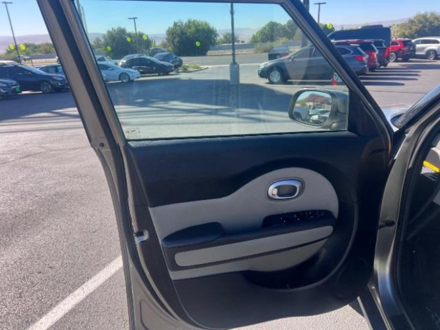 2016 Gray /Black Kia Soul ! (KNDJN2A23G7) , Automatic transmission, located at 940 North Main Street, Cedar City, UT, 84720, (435) 628-0023, 37.692936, -113.061897 - We specialize in helping ALL people get the best financing available. No matter your credit score, good, bad or none we can get you an amazing rate. Had a bankruptcy, divorce, or repossessions? We give you the green light to get your credit back on the road. Low down and affordable payments that fit - Photo#12