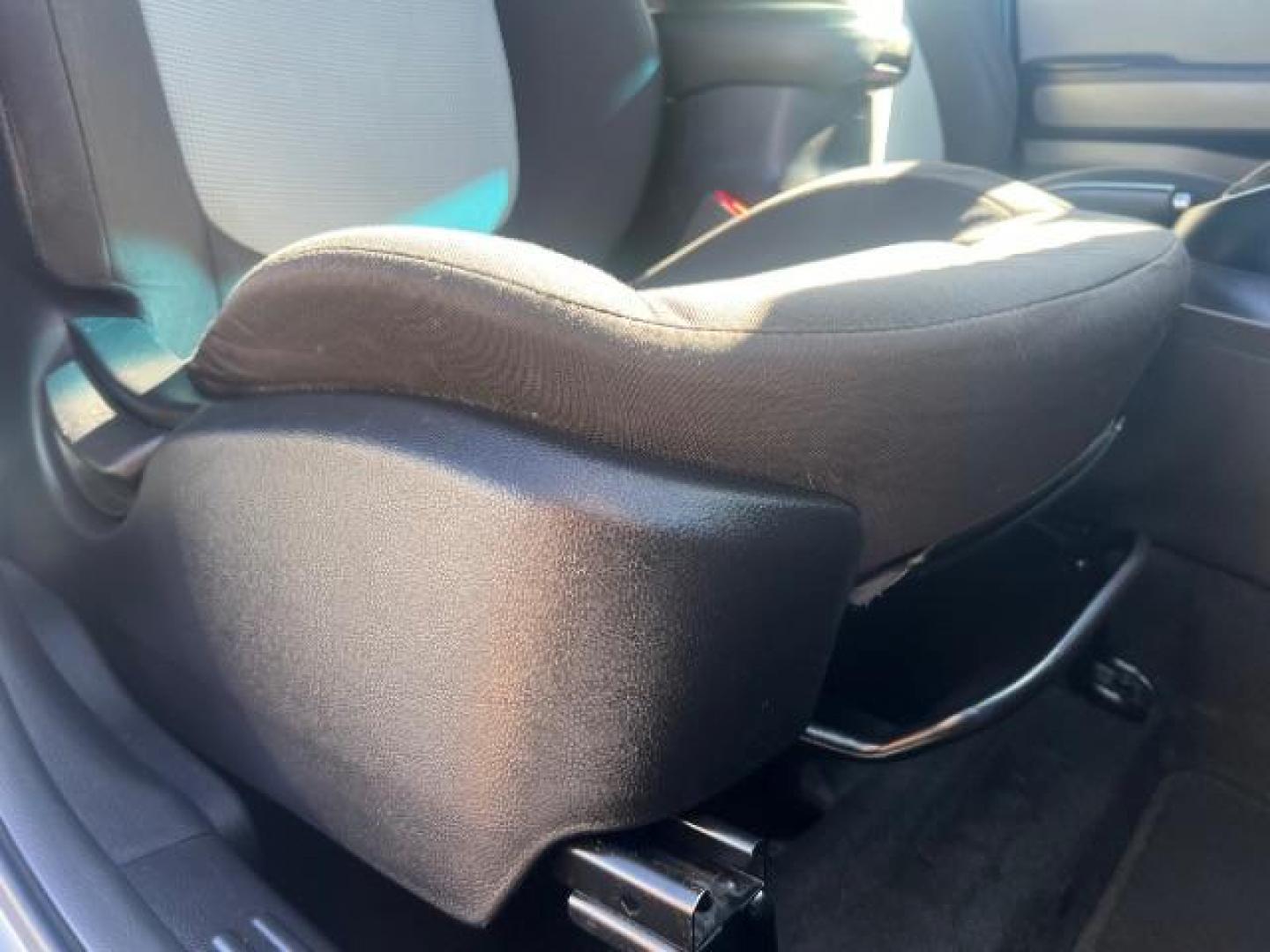 2016 Gray /Black Kia Soul ! (KNDJN2A23G7) , Automatic transmission, located at 940 North Main Street, Cedar City, UT, 84720, (435) 628-0023, 37.692936, -113.061897 - We specialize in helping ALL people get the best financing available. No matter your credit score, good, bad or none we can get you an amazing rate. Had a bankruptcy, divorce, or repossessions? We give you the green light to get your credit back on the road. Low down and affordable payments that fit - Photo#27