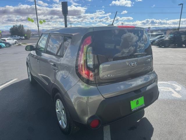 2016 Gray /Black Kia Soul ! (KNDJN2A23G7) , Automatic transmission, located at 1865 East Red Hills Pkwy, St. George, 84770, (435) 628-0023, 37.120850, -113.543640 - We specialize in helping ALL people get the best financing available. No matter your credit score, good, bad or none we can get you an amazing rate. Had a bankruptcy, divorce, or repossessions? We give you the green light to get your credit back on the road. Low down and affordable payments that fit - Photo#7