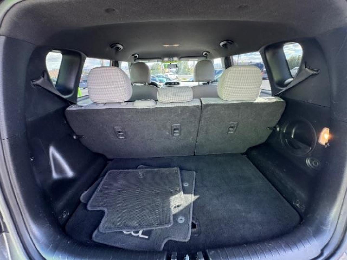 2016 Gray /Black Kia Soul ! (KNDJN2A23G7) , Automatic transmission, located at 1865 East Red Hills Pkwy, St. George, 84770, (435) 628-0023, 37.120850, -113.543640 - We specialize in helping ALL people get the best financing available. No matter your credit score, good, bad or none we can get you an amazing rate. Had a bankruptcy, divorce, or repossessions? We give you the green light to get your credit back on the road. Low down and affordable payments that fit- Photo#18