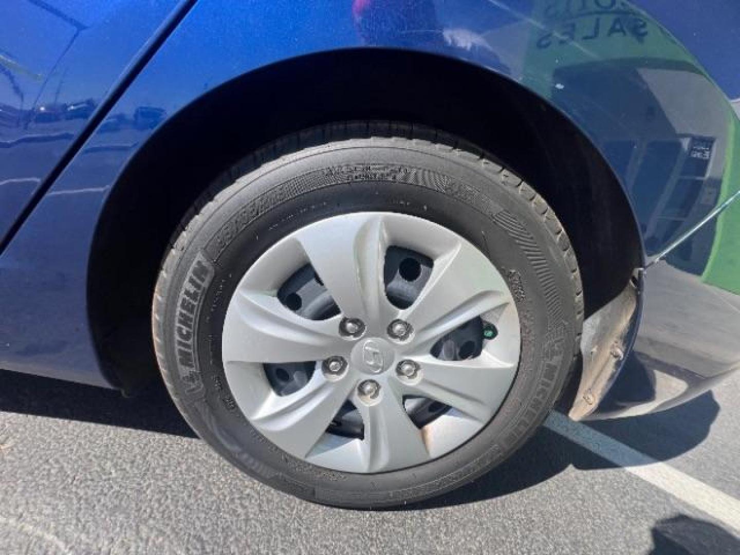 2016 Lakeside Blue /Gray Hyundai Elantra SE (5NPDH4AE2GH) with an Nu 1.8L I-4 DOHC engine, Automatic transmission, located at 940 North Main Street, Cedar City, UT, 84720, (435) 628-0023, 37.692936, -113.061897 - We specialize in helping ALL people get the best financing available. No matter your credit score, good, bad or none we can get you an amazing rate. Had a bankruptcy, divorce, or repossessions? We give you the green light to get your credit back on the road. Low down and affordable payments that fit - Photo#11