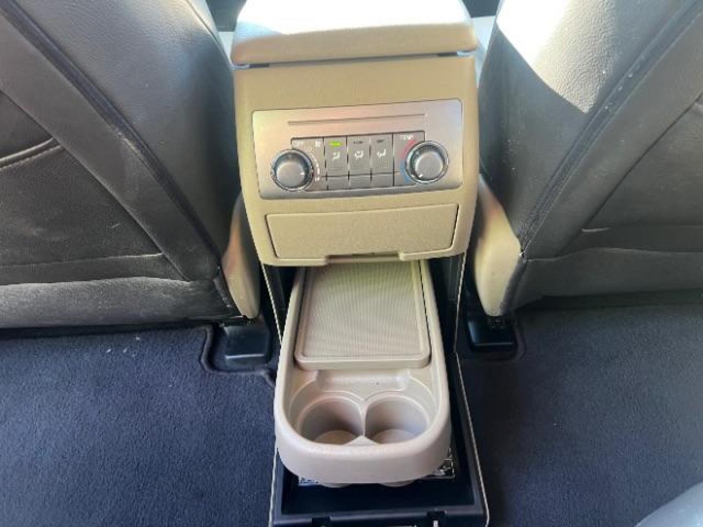 2012 Blizzard Pearl /Sand Beige Toyota Highlander Base V6 | SE V6 (5TDZK3EH3CS) with an 3.5L V-6 DOHC engine, Automatic transmission, located at 1865 East Red Hills Pkwy, St. George, 84770, (435) 628-0023, 37.120850, -113.543640 - We specialize in helping ALL people get the best financing available. No matter your credit score, good, bad or none we can get you an amazing rate. Had a bankruptcy, divorce, or repossessions? We give you the green light to get your credit back on the road. Low down and affordable payments that fit - Photo#23