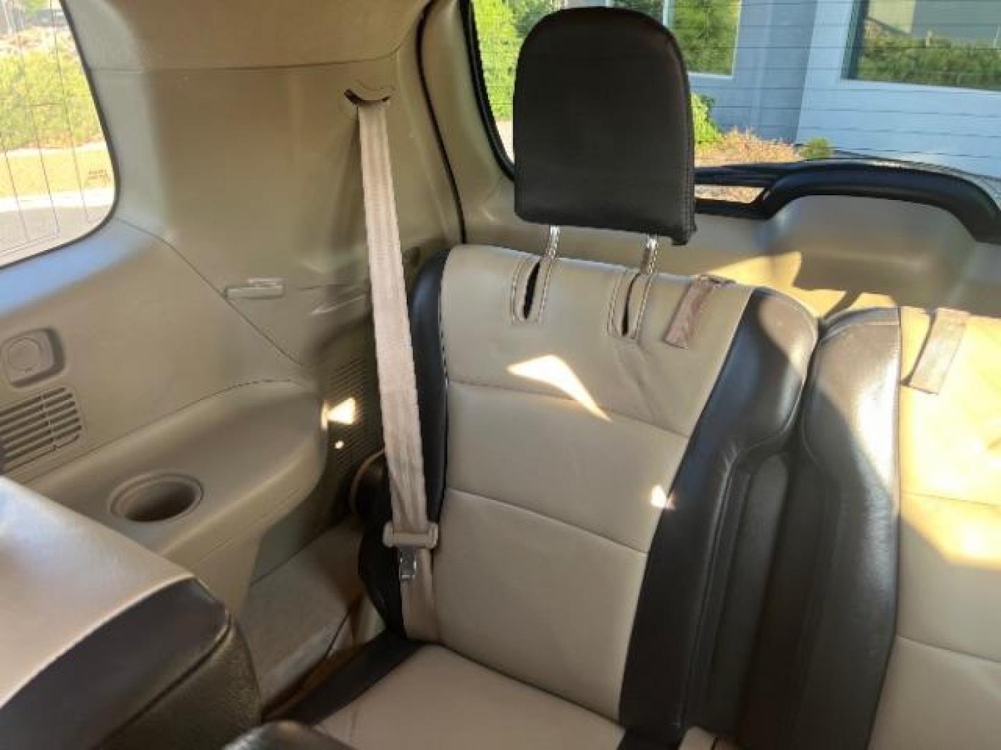 2012 Blizzard Pearl /Sand Beige Toyota Highlander Base V6 | SE V6 (5TDZK3EH3CS) with an 3.5L V-6 DOHC engine, Automatic transmission, located at 1865 East Red Hills Pkwy, St. George, 84770, (435) 628-0023, 37.120850, -113.543640 - We specialize in helping ALL people get the best financing available. No matter your credit score, good, bad or none we can get you an amazing rate. Had a bankruptcy, divorce, or repossessions? We give you the green light to get your credit back on the road. Low down and affordable payments that fit - Photo#24