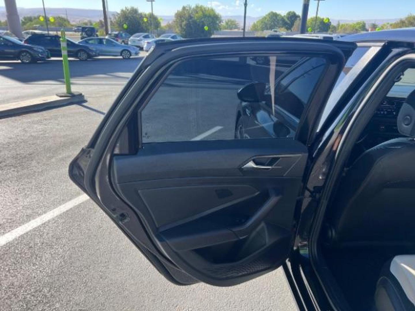 2020 Black Uni /Titan Black Volkswagen Jetta 1.4T S | 1.4T SE | 1.4T R-Line (3VWCB7BU5LM) with an 1.4L I-4 gasoline direct injection engine, AUTOMATIC transmission, located at 1865 East Red Hills Pkwy, St. George, 84770, (435) 628-0023, 37.120850, -113.543640 - We specialize in helping ALL people get the best financing available. No matter your credit score, good, bad or none we can get you an amazing rate. Had a bankruptcy, divorce, or repossessions? We give you the green light to get your credit back on the road. Low down and affordable payments that fit - Photo#18