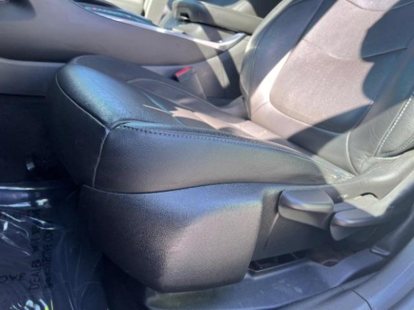 2017 Heather Gray Metallic /Jet Black/Jet Black Accents Chevrolet Volt Premier (1G1RD6S59HU) with an Voltec 1.5L I-4 gasoline direct injection engine, Continuously Variable Transmission transmission, located at 1865 East Red Hills Pkwy, St. George, 84770, (435) 628-0023, 37.120850, -113.543640 - *THIS VEHICLE QUALIFIES FOR A $4000 TAX REBATE* We specialize in helping ALL people get the best financing available. No matter your credit score, good, bad or none we can get you an amazing rate. Had a bankruptcy, divorce, or repossessions? We give you the green light to get your credit back on th - Photo#13