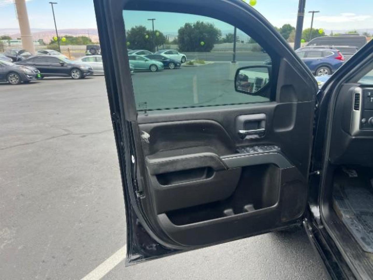 2018 Black /Jet Black Chevrolet Silverado 1500 1LT (1GCRCREC0JZ) with an EcoTec3 4.3L V-6 gasoline direct injection engine, Automatic transmission, located at 1865 East Red Hills Pkwy, St. George, 84770, (435) 628-0023, 37.120850, -113.543640 - We specialize in helping ALL people get the best financing available. No matter your credit score, good, bad or none we can get you an amazing rate. Had a bankruptcy, divorce, or repossessions? We give you the green light to get your credit back on the road. Low down and affordable payments that fit - Photo#12