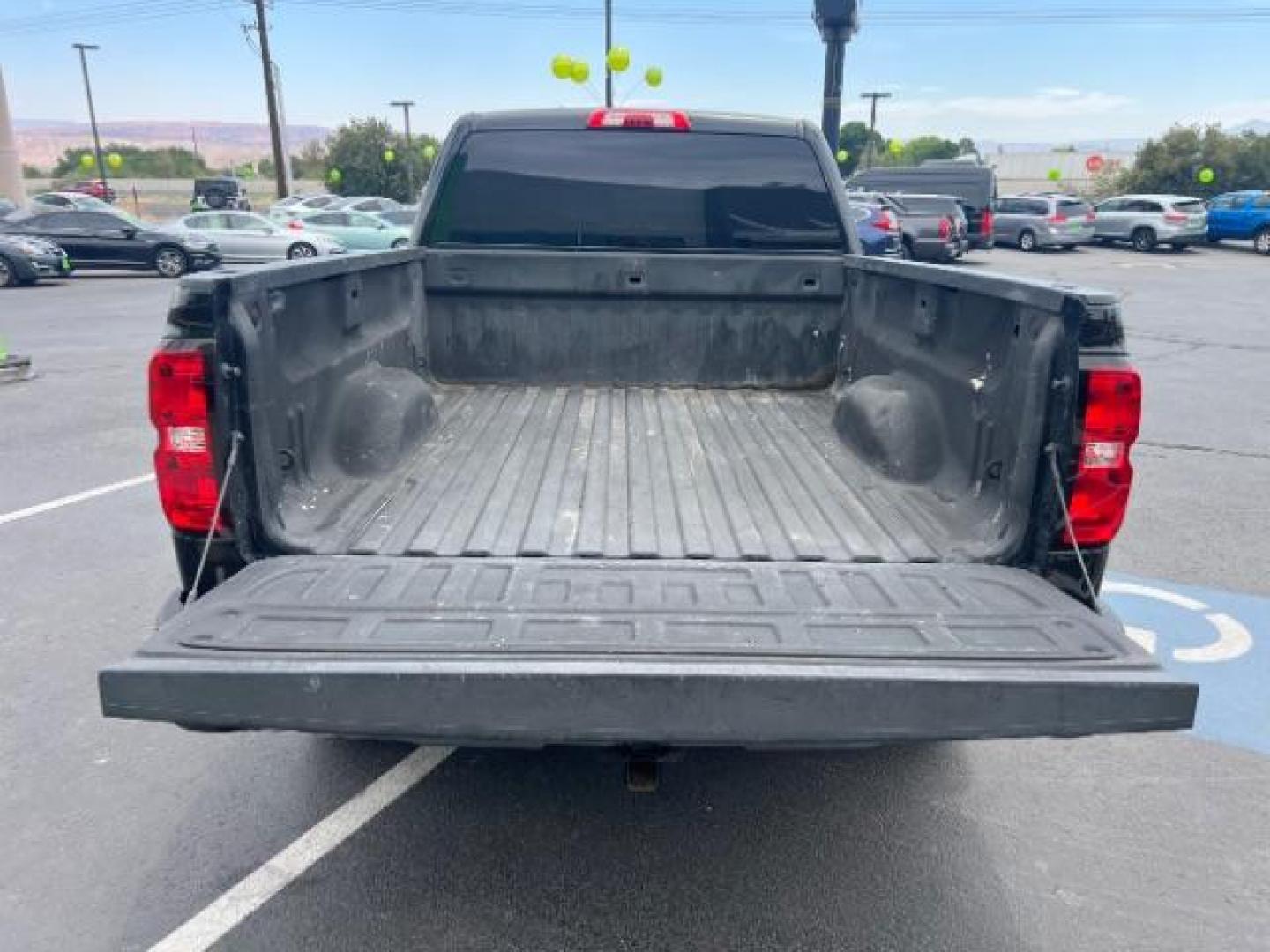 2018 Black /Jet Black Chevrolet Silverado 1500 1LT (1GCRCREC0JZ) with an EcoTec3 4.3L V-6 gasoline direct injection engine, Automatic transmission, located at 1865 East Red Hills Pkwy, St. George, 84770, (435) 628-0023, 37.120850, -113.543640 - We specialize in helping ALL people get the best financing available. No matter your credit score, good, bad or none we can get you an amazing rate. Had a bankruptcy, divorce, or repossessions? We give you the green light to get your credit back on the road. Low down and affordable payments that fit - Photo#22