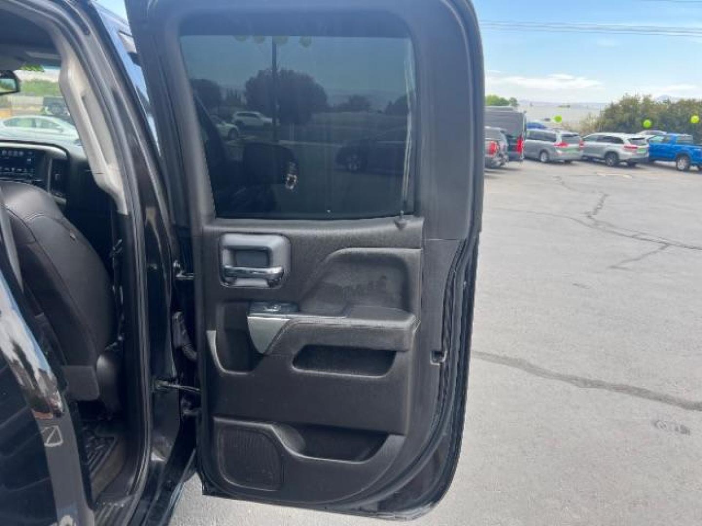 2018 Black /Jet Black Chevrolet Silverado 1500 1LT (1GCRCREC0JZ) with an EcoTec3 4.3L V-6 gasoline direct injection engine, Automatic transmission, located at 1865 East Red Hills Pkwy, St. George, 84770, (435) 628-0023, 37.120850, -113.543640 - We specialize in helping ALL people get the best financing available. No matter your credit score, good, bad or none we can get you an amazing rate. Had a bankruptcy, divorce, or repossessions? We give you the green light to get your credit back on the road. Low down and affordable payments that fit - Photo#23
