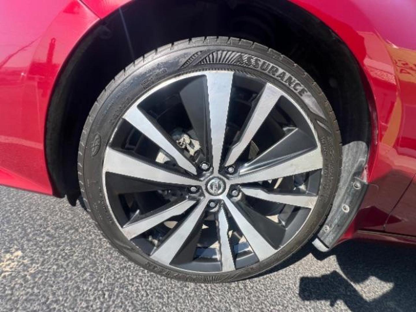 2019 Scarlet Ember Tintcoat /Light Gray Nissan Altima 2.5 Platinum (1N4BL4FW8KC) with an 2.5L I-4 gasoline direct injection engine, Automatic transmission, located at 1865 East Red Hills Pkwy, St. George, 84770, (435) 628-0023, 37.120850, -113.543640 - We specialize in helping ALL people get the best financing available. No matter your credit score, good, bad or none we can get you an amazing rate. Had a bankruptcy, divorce, or repossessions? We give you the green light to get your credit back on the road. Low down and affordable payments that fit - Photo#10