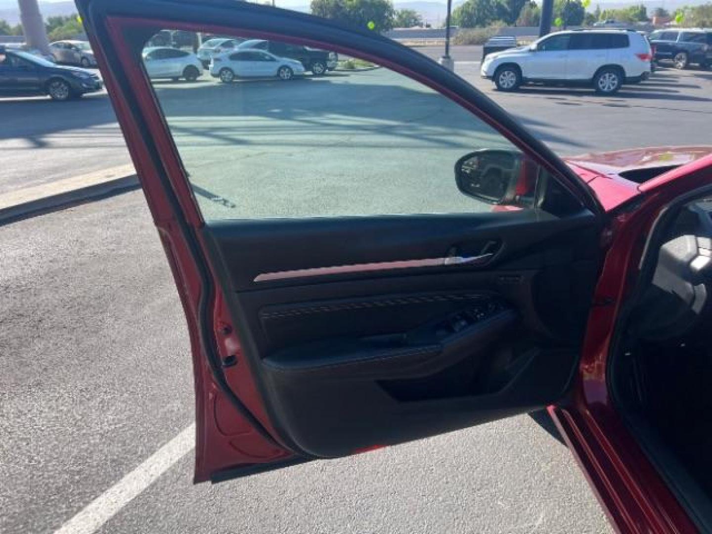 2019 Scarlet Ember Tintcoat /Light Gray Nissan Altima 2.5 Platinum (1N4BL4FW8KC) with an 2.5L I-4 gasoline direct injection engine, Automatic transmission, located at 1865 East Red Hills Pkwy, St. George, 84770, (435) 628-0023, 37.120850, -113.543640 - We specialize in helping ALL people get the best financing available. No matter your credit score, good, bad or none we can get you an amazing rate. Had a bankruptcy, divorce, or repossessions? We give you the green light to get your credit back on the road. Low down and affordable payments that fit - Photo#12