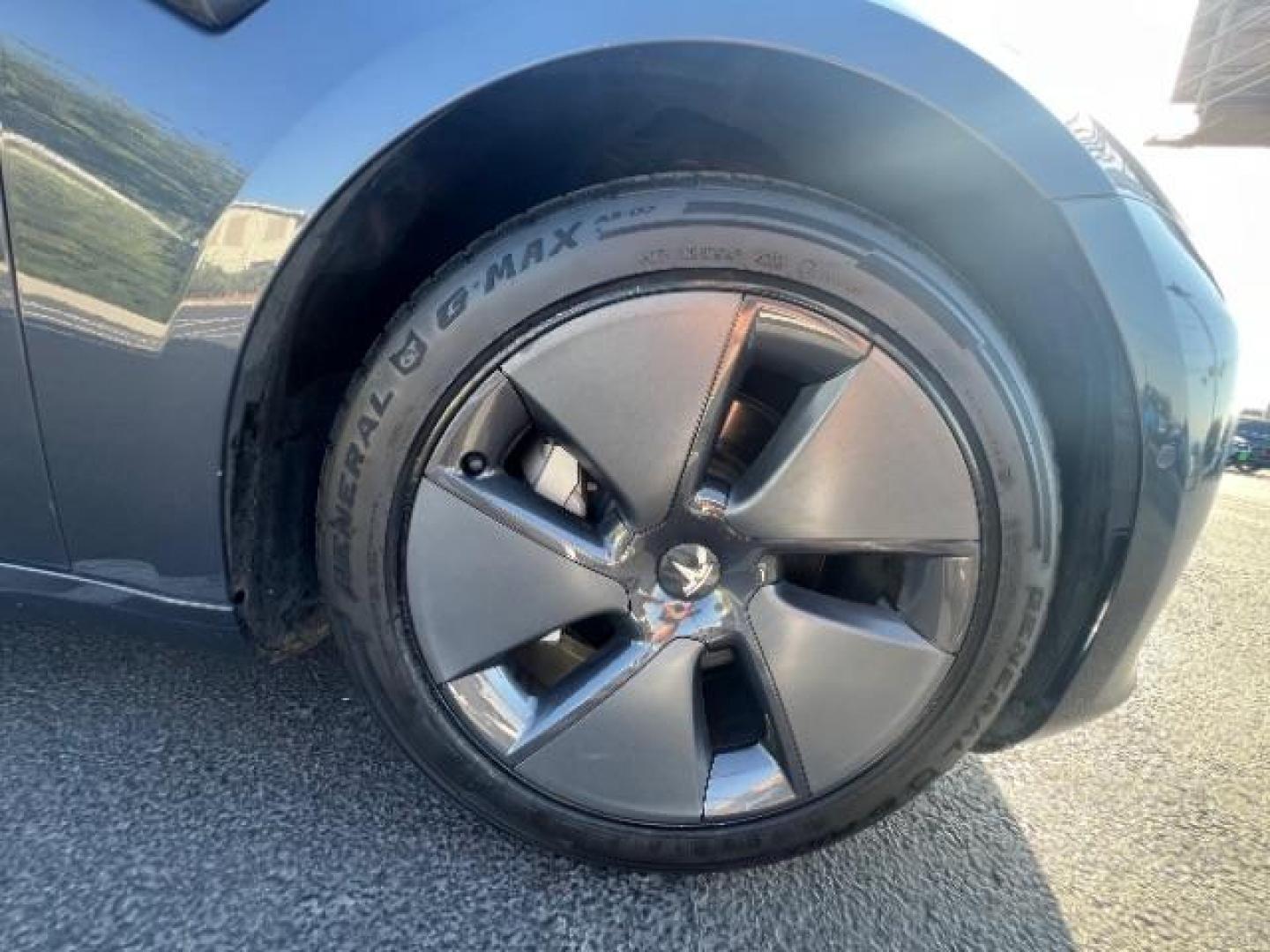 2022 Midnight Silver Metallic /Black Tesla Model 3 Long Range Dual Motor All-Wheel Drive (5YJ3E1EB8NF) with an ELECTRIC engine, Continuously Variable Transmission transmission, located at 1865 East Red Hills Pkwy, St. George, 84770, (435) 628-0023, 37.120850, -113.543640 - ****Price includes $4k IRS EV REBATE**** We are approved to file the EV rebate directly with the IRS. We recived the funds in 7 days and take credit off the price of car. Check with IRS EV website to be sure you qualify. This program ends Sept 30th so ACT FAST! This Tesla is an AWD Long Range. Bat - Photo#10