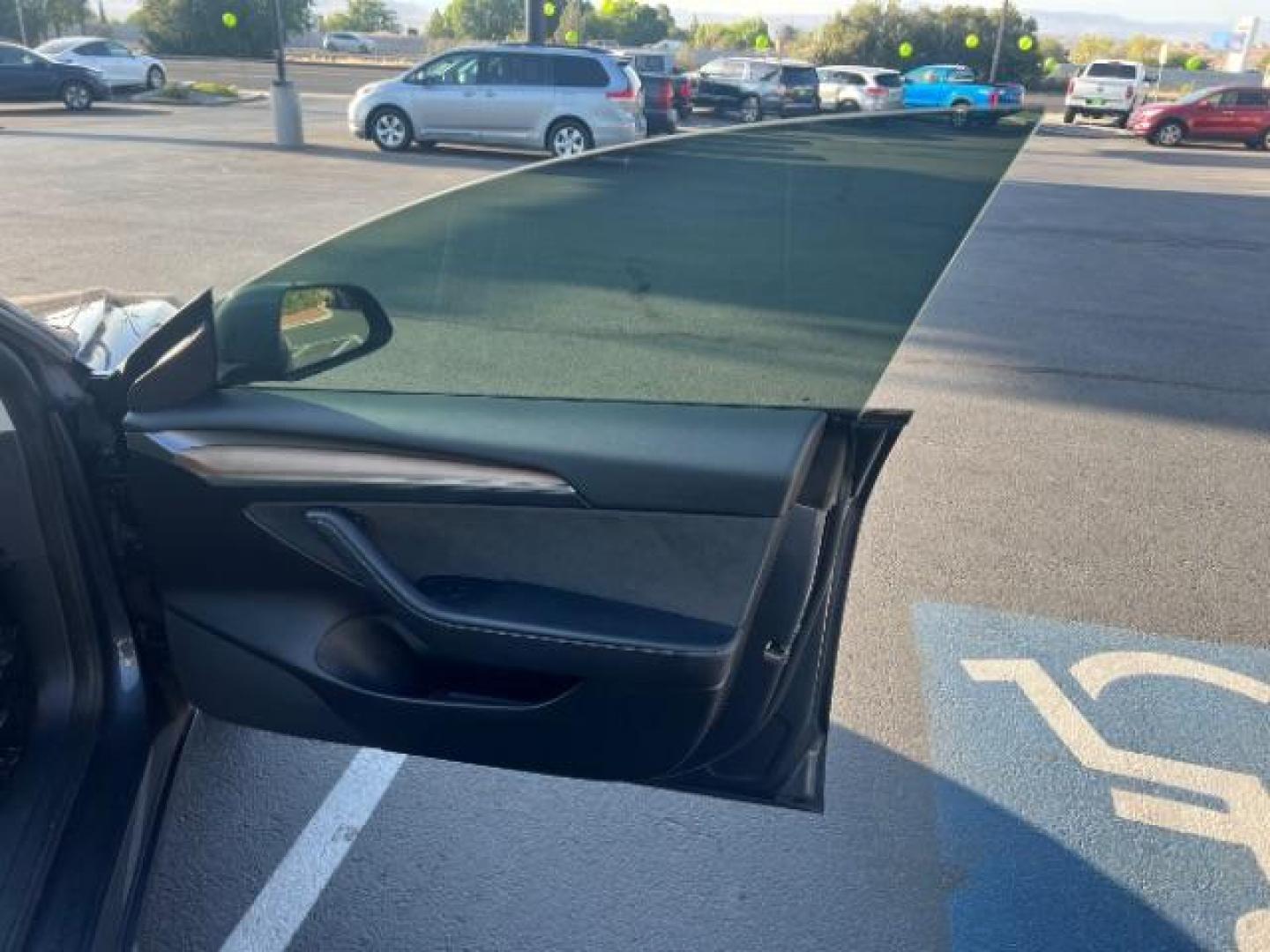 2022 Midnight Silver Metallic /Black Tesla Model 3 Long Range Dual Motor All-Wheel Drive (5YJ3E1EB8NF) with an ELECTRIC engine, Continuously Variable Transmission transmission, located at 1865 East Red Hills Pkwy, St. George, 84770, (435) 628-0023, 37.120850, -113.543640 - ****Price includes $4k IRS EV REBATE**** We are approved to file the EV rebate directly with the IRS. We recived the funds in 7 days and take credit off the price of car. Check with IRS EV website to be sure you qualify. This program ends Sept 30th so ACT FAST! This Tesla is an AWD Long Range. Bat - Photo#27