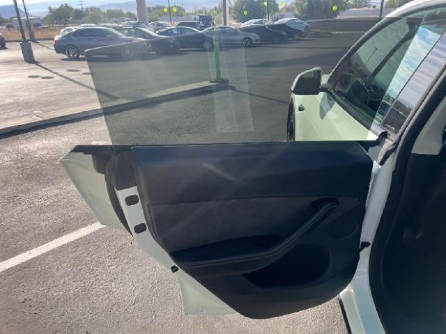 2020 Pearl White Multi-Coat /Black Tesla Model Y Long Range Dual Motor All-Wheel Drive (5YJYGDEE9LF) with an ELECTRIC engine, Continuously Variable Transmission transmission, located at 1865 East Red Hills Pkwy, St. George, 84770, (435) 628-0023, 37.120850, -113.543640 - ****Price includes $4k IRS EV REBATE**** We are approved to file the EV rebate directly with the IRS. We recived the funds in 7 days and take credit off the price of car. Check with IRS EV website to be sure you qualify. This program ends Sept 30th so ACT FAST! This Tesla is an AWD Long Range. Bat - Photo#20