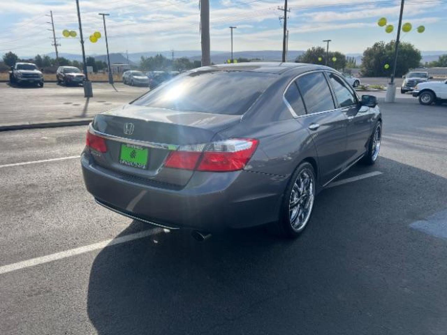 2014 Modern Steel Metallic /Gray Honda Accord EX (1HGCR2F74EA) with an 2.4L I-4 gasoline direct injection engine, Automatic transmission, located at 1865 East Red Hills Pkwy, St. George, 84770, (435) 628-0023, 37.120850, -113.543640 - We specialize in helping ALL people get the best financing available. No matter your credit score, good, bad or none we can get you an amazing rate. Had a bankruptcy, divorce, or repossessions? We give you the green light to get your credit back on the road. Low down and affordable payments that fit - Photo#6
