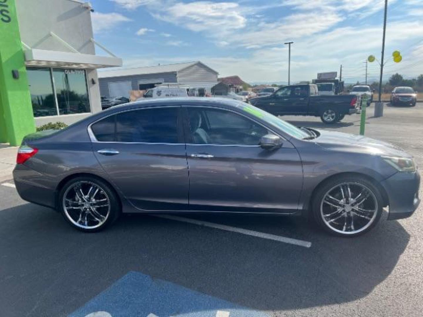 2014 Modern Steel Metallic /Gray Honda Accord EX (1HGCR2F74EA) with an 2.4L I-4 gasoline direct injection engine, Automatic transmission, located at 1865 East Red Hills Pkwy, St. George, 84770, (435) 628-0023, 37.120850, -113.543640 - We specialize in helping ALL people get the best financing available. No matter your credit score, good, bad or none we can get you an amazing rate. Had a bankruptcy, divorce, or repossessions? We give you the green light to get your credit back on the road. Low down and affordable payments that fit - Photo#7